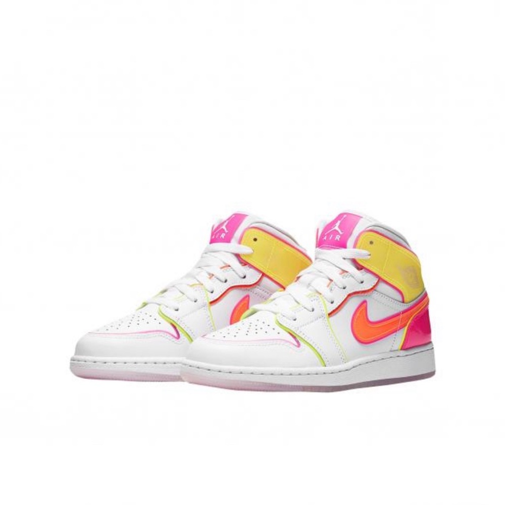 nike edge glow jordan 1 mid